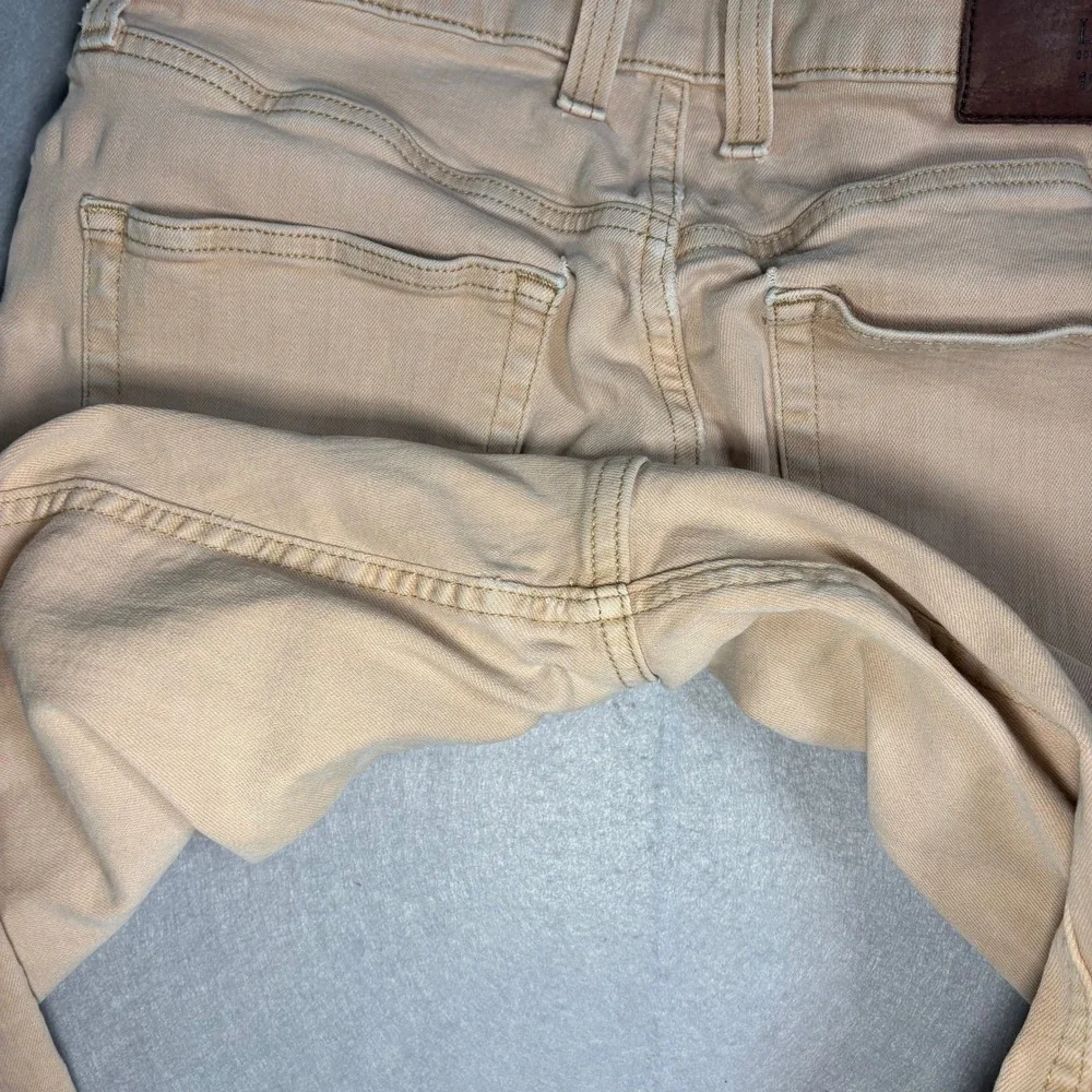 L.L.Bean BeanFlex Standard Fit Men's Jeans 32x29 Beige Stretch